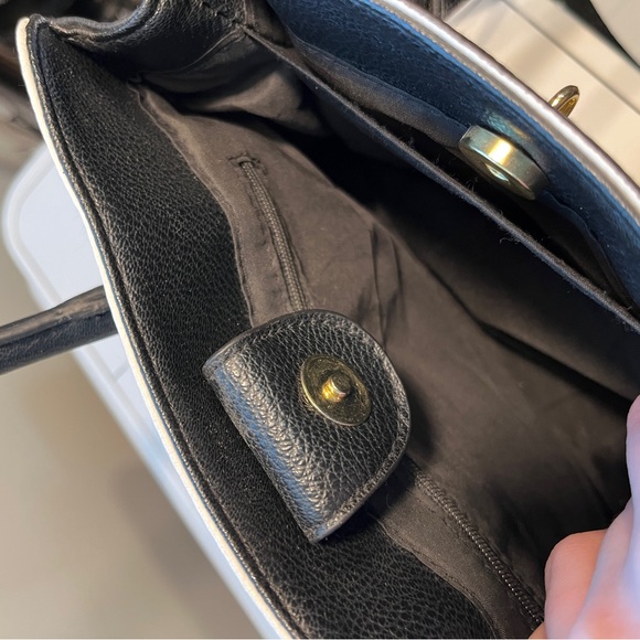 Black and White Striped Top Handle Purse - Picture 6 of 10